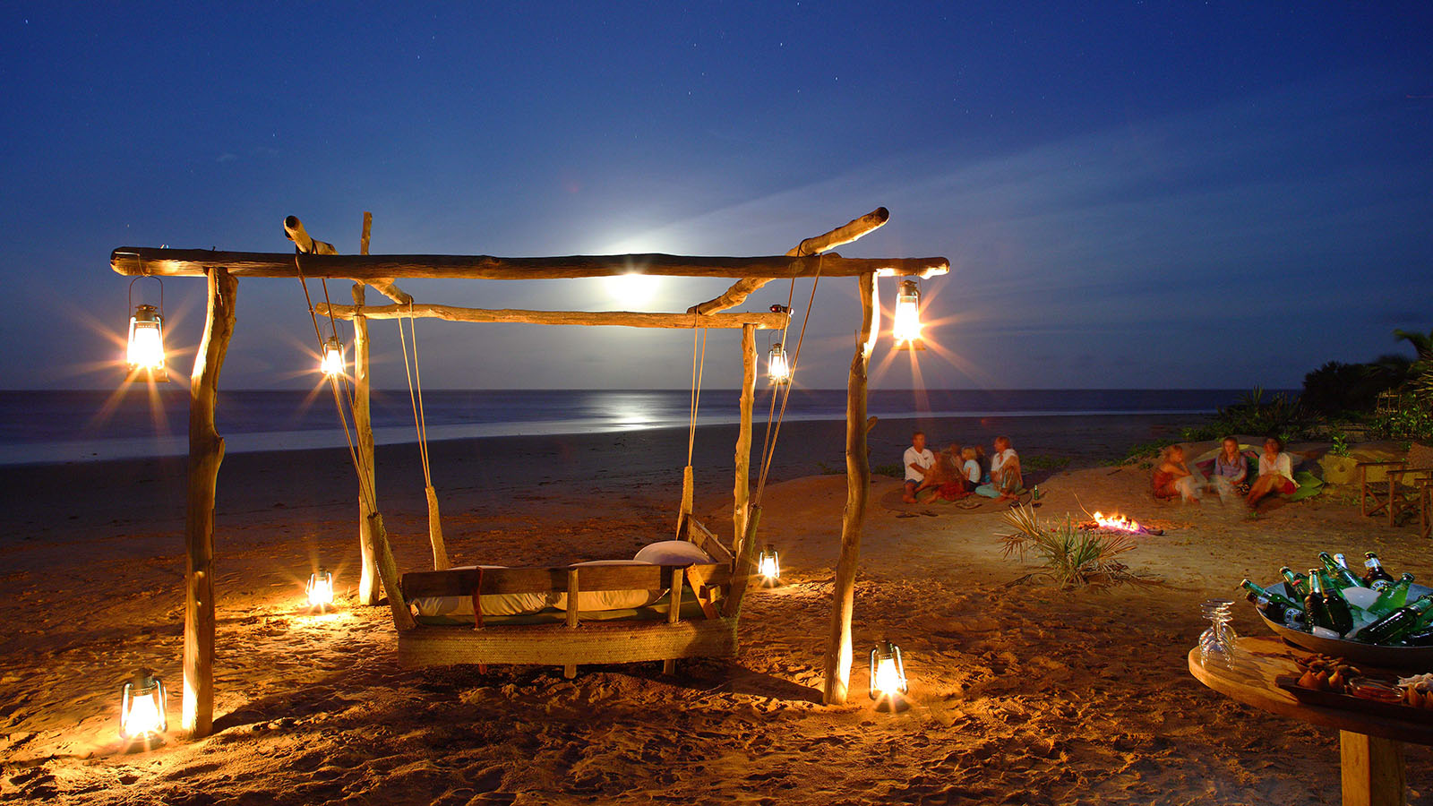kenya-beaches-mambrui---swing-bed